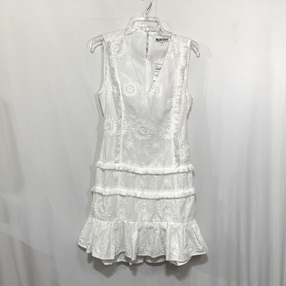 WALTER Baker sunflower embroidery dress cutout back side zip keyhole back Vneck